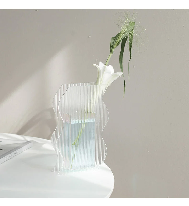 acrylic lining vase