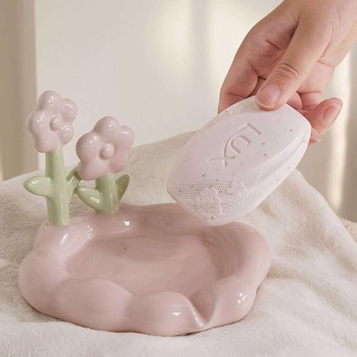 Charming soap dish for bathroom decor