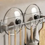 1-Stuk-Opbergrek-Voor-Keukenapparatuur-Zoals-Potdeksel-En-Spatel-Aan-De-Muur-Gemonteerd-Haakrek-Multi-Way.jpg_261538d0-b590-4b4f-bed4-3e5f0c54f446 1 Stuk Opbergrek Voor Keukenapparatuur Zoals Potdeksel En Spatel Aan De Muur Gemonteerd Haakrek Multi Way.jpg 261538d0 b590 4b4f bed4 3e5f0c54f446