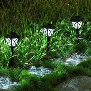 Solar garden lamp