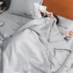 100 Gewassen Zijden Zomer Quilt Borduurwerk Gladde Ijskoeling Dekbed Voor Bed Zijdezachte Deken Zacht Koel Zomer.jpg e68a4b11 1583 4249 bb7d 91d22aa4cbb6