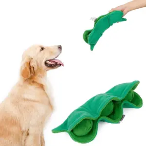 Peas in a Pod Plush Molar Sniff & Play Toy