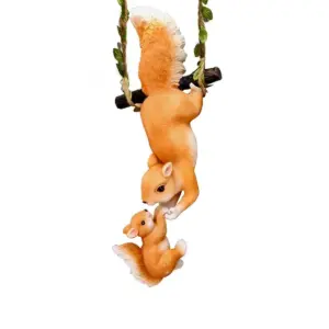 Squirrel Garden Decoration | Give your garden some extra atmosphere