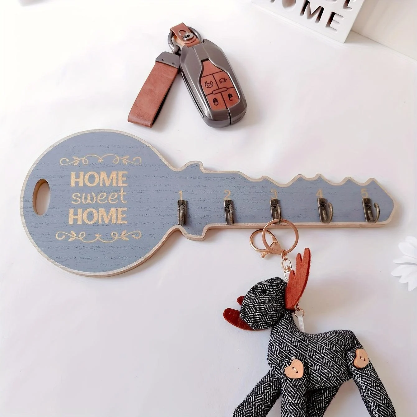 1pc Wall Decor Floating Shelves Wall Hooks, Retro Key Hook Entrance Key Holder Pegs, Aesthetic Room Decor -  - #tag1#