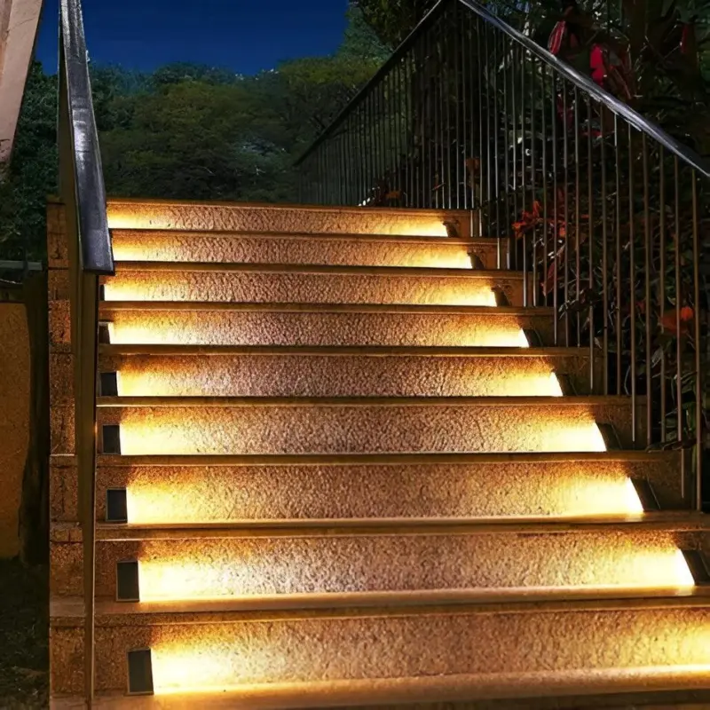 2 6 Pack Triangular Step Lights IP67 Solar Light Garden Decoration Light tag1