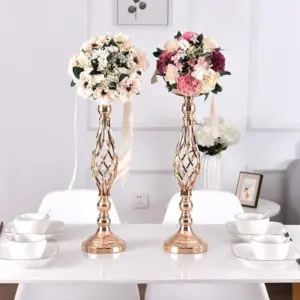 2-piece Metal Gold Candlestick Table Piece