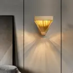 22831973955