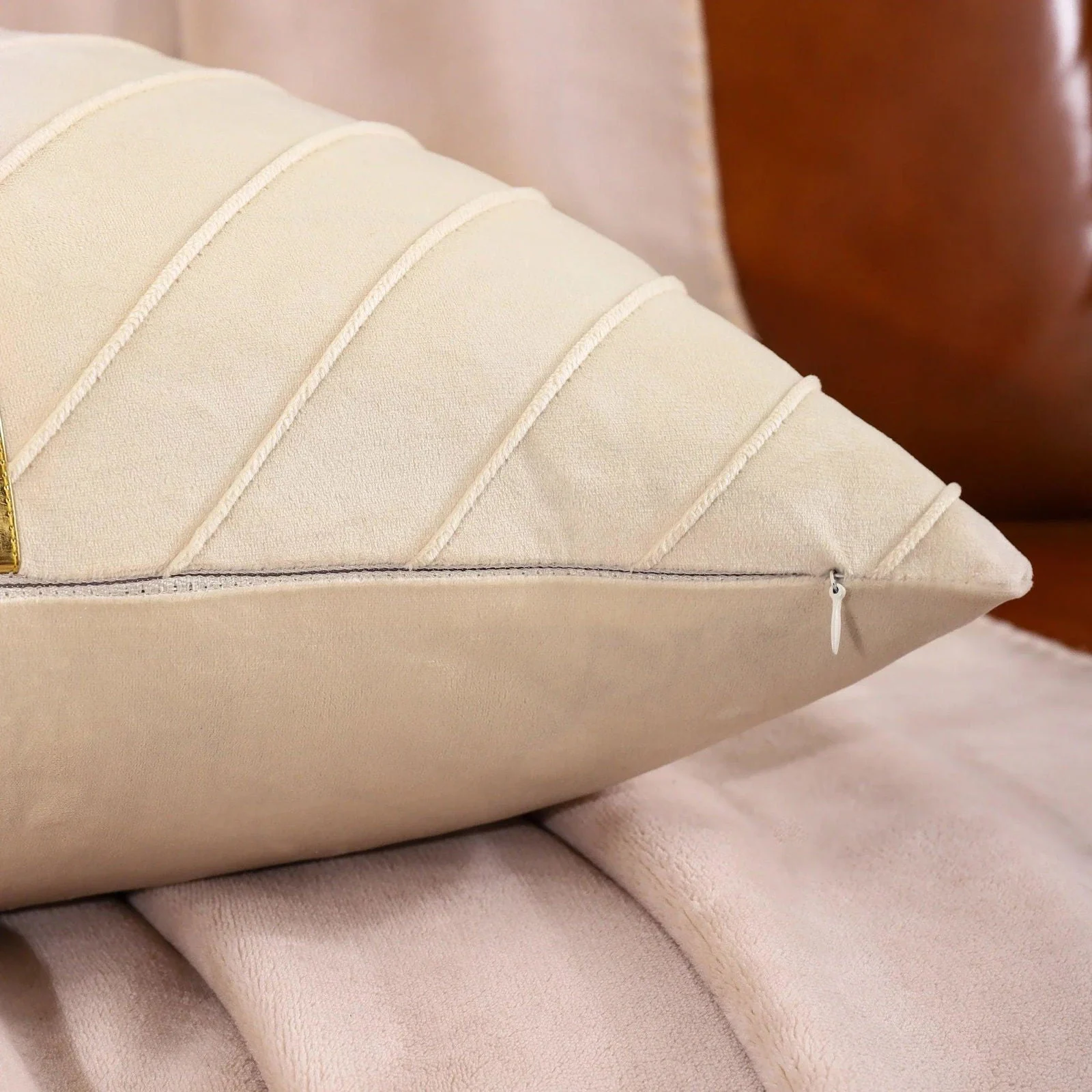 2Pcs Velvet Throw Pillow Covers 18x18 Pack of 2 with Gold Leather Decorative -  - #tag1#
