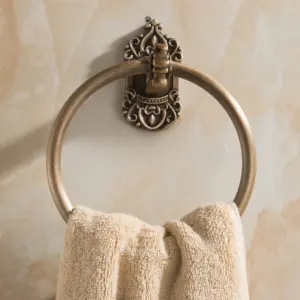 Vintage Holder | Stylish solid towel ring