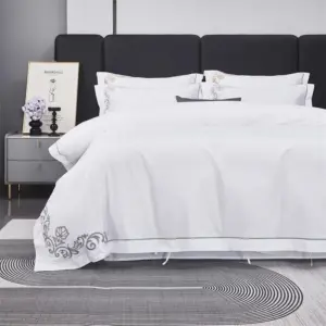 Homeko Hotel Silver Embroidered Bedding Set