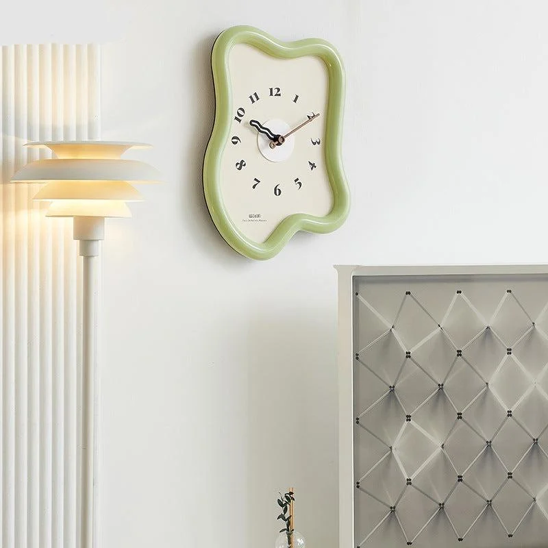 3D Distorted Wall Decoration Clock for Lounge -