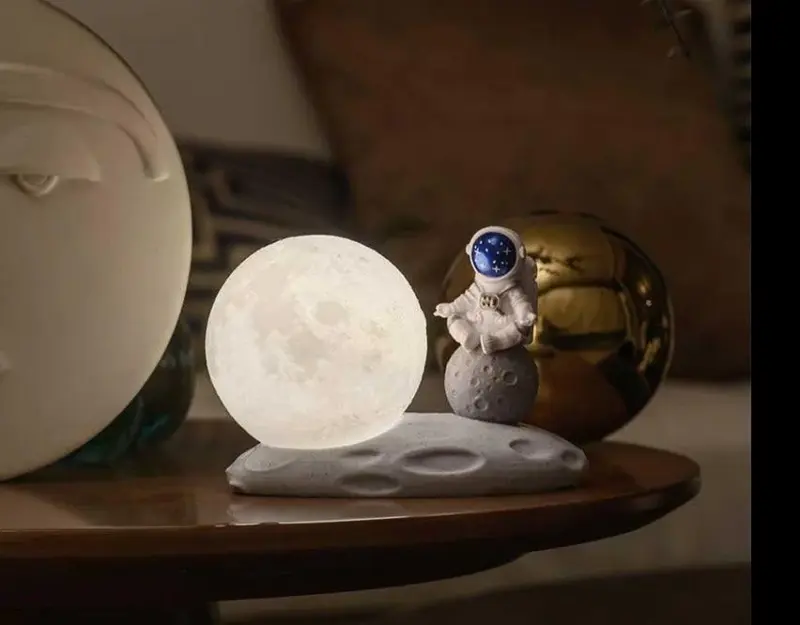 3D LED Moon Astronaut Night Light