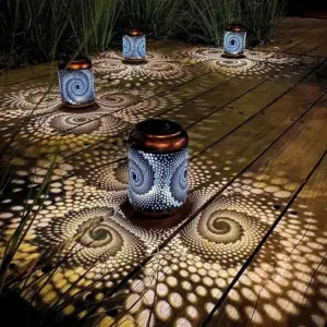 Roisin - outdoor garden lamp with beautiful pattern