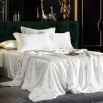 4PCS_SUPER_SOFT_Luxury_Silk_Bedding_Set_1_FLAT_SHEET_1_QUILT_COVER_2_PILLOWCASE_-_-_tag1_-4118697 4PCS SUPER SOFT Luxury Silk Bedding Set 1 FLAT SHEET 1 QUILT COVER 2 PILLOWCASE tag1