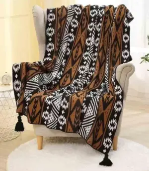 Knitted Throw Blanket Geometric Pattern Boho Style Woven Acrylic 150x200 cm Large