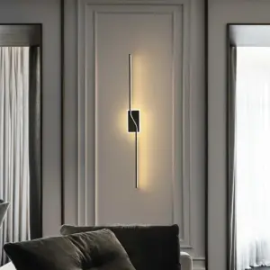 Modern Minimalist LED Wall Lamp Black/Gold