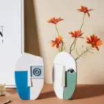 Abstract Art Face Vase tag1