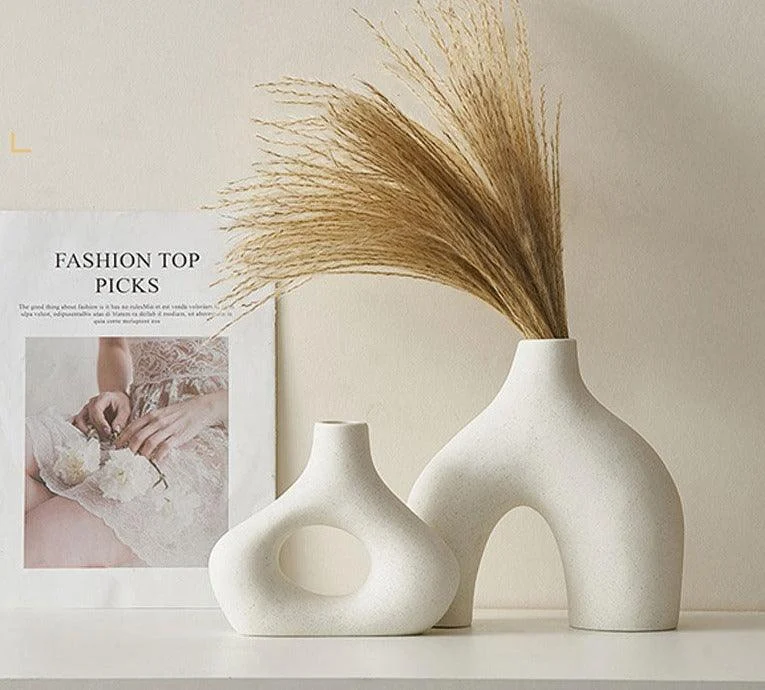 Abstract Ceramic Hollow Ring Vase For Pampas -