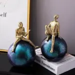 Abstract Explorer Sculpture tag1