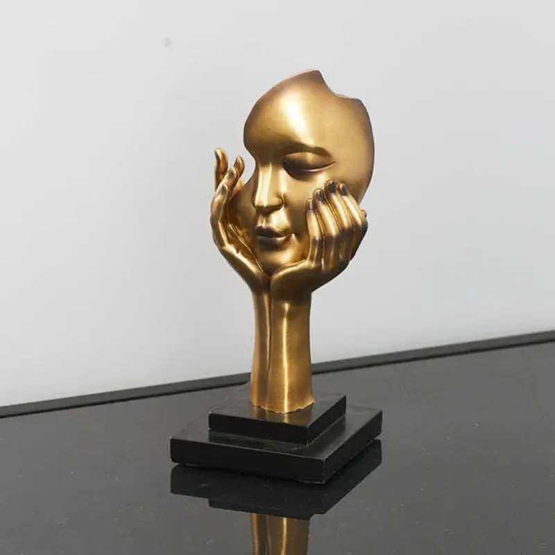 Abstract Face Sculptures tag1