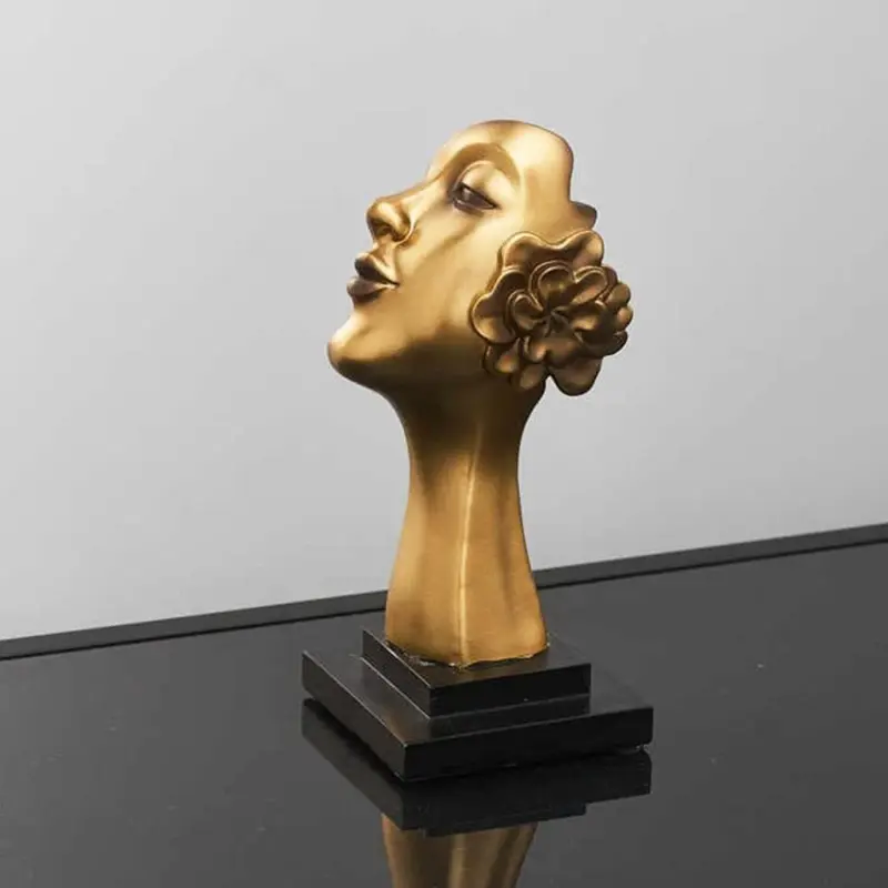 Abstract Face Sculptures tag1