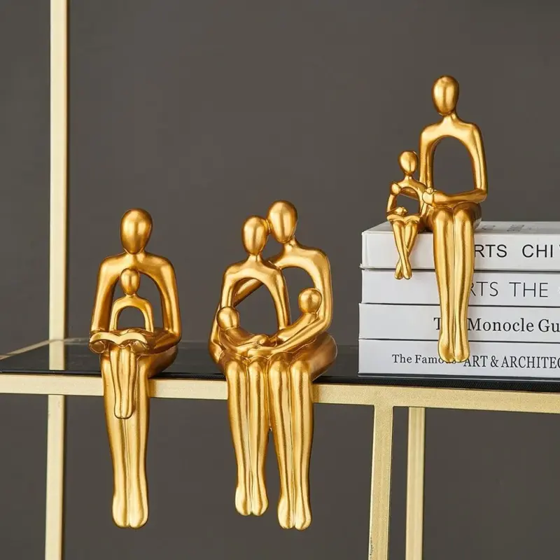 Abstract Golden Family tag1
