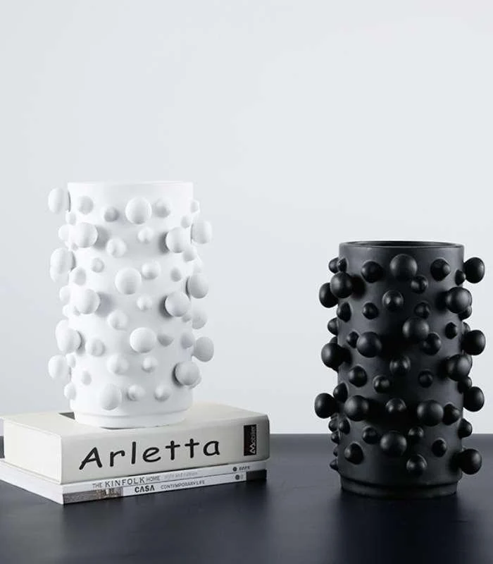 Abstract Resin Decorative Tabletop Vase Emilia White -  - #tag1#