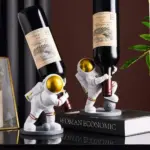 Aerya Astronaut Wine Holder tag1