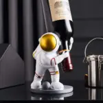 Aerya Astronaut Wine Holder tag1