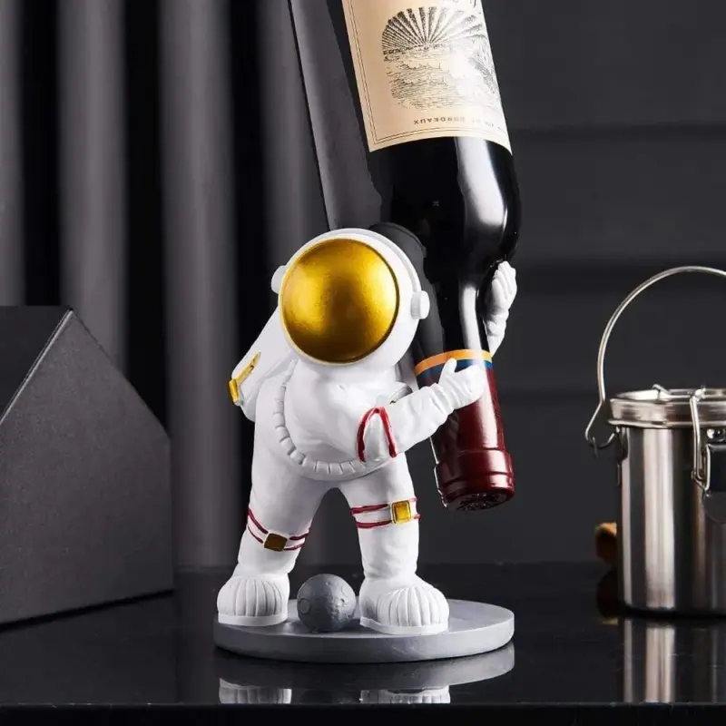 Aerya Astronaut Wine Holder tag1