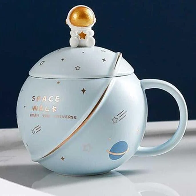 Aesthetic Ceramic Astronaut Galaxy Mug with Lid -