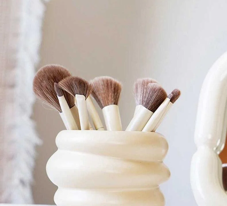 Aesthetic Honey Pot Shaped Ceramic Makeup Brush Holder -