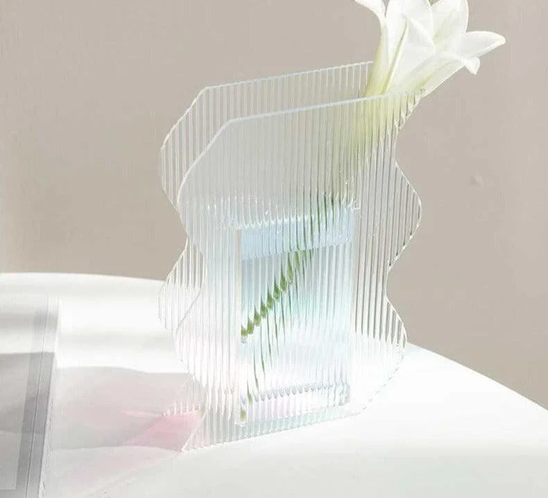 Aesthetic Iridescent Clear Acrylic Vase -