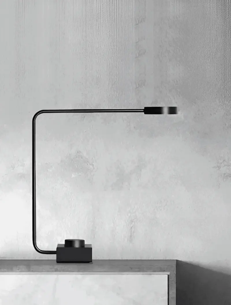 Aluminum desk lamp Dimmable LED light with curved design tag1