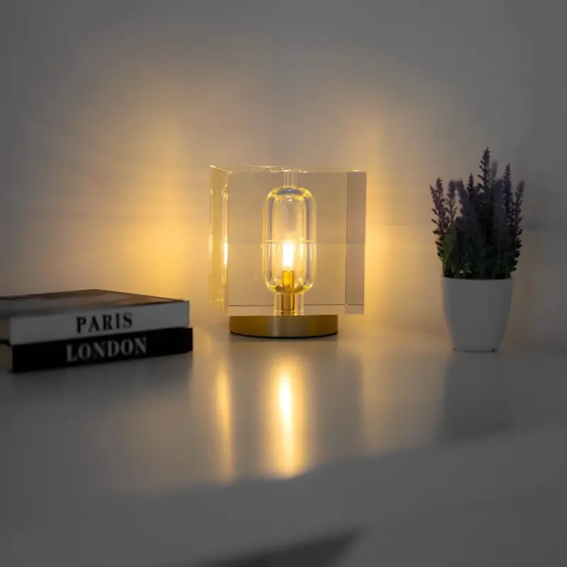 AmarjotKristallTischlampe-ElegantesDesignWarmweissesLED-Licht AmarjotKristallTischlampe ElegantesDesignWarmweissesLED Licht