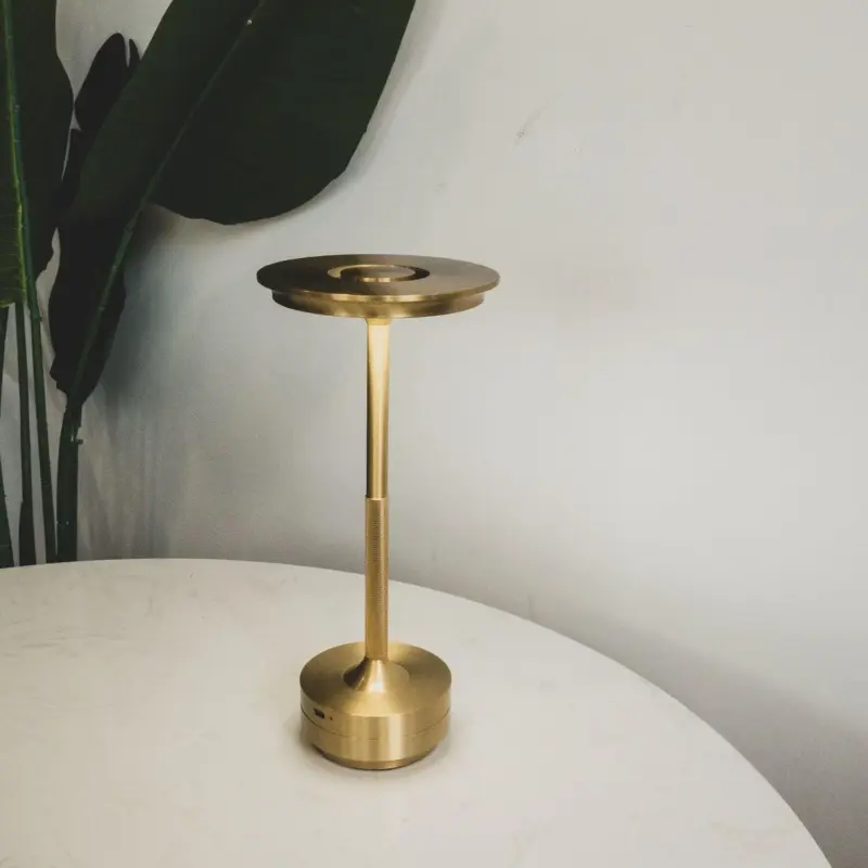 Ambient Metallic Wireless Table Lamp tag1