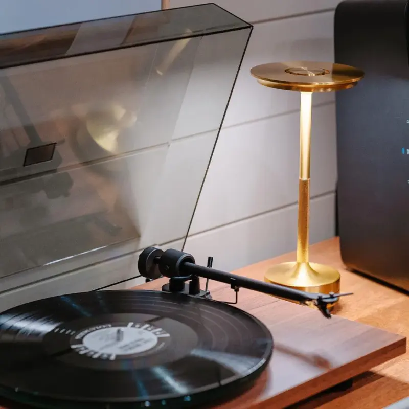 Ambient Metallic Wireless Table Lamp tag1