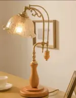 American Retro Amber Glass Vintage Flower Lamp