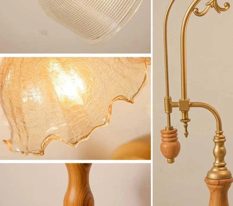 American Retro Amber Glass Vintage Flower Lamp -