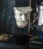 American_Retro_Face_Sculpture_-_-4123972 American Retro Face Sculpture