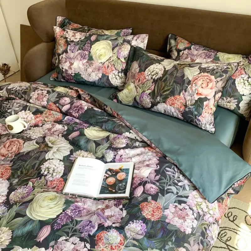 Amorose Duvet cover set made of Egyptian Cotton tag1