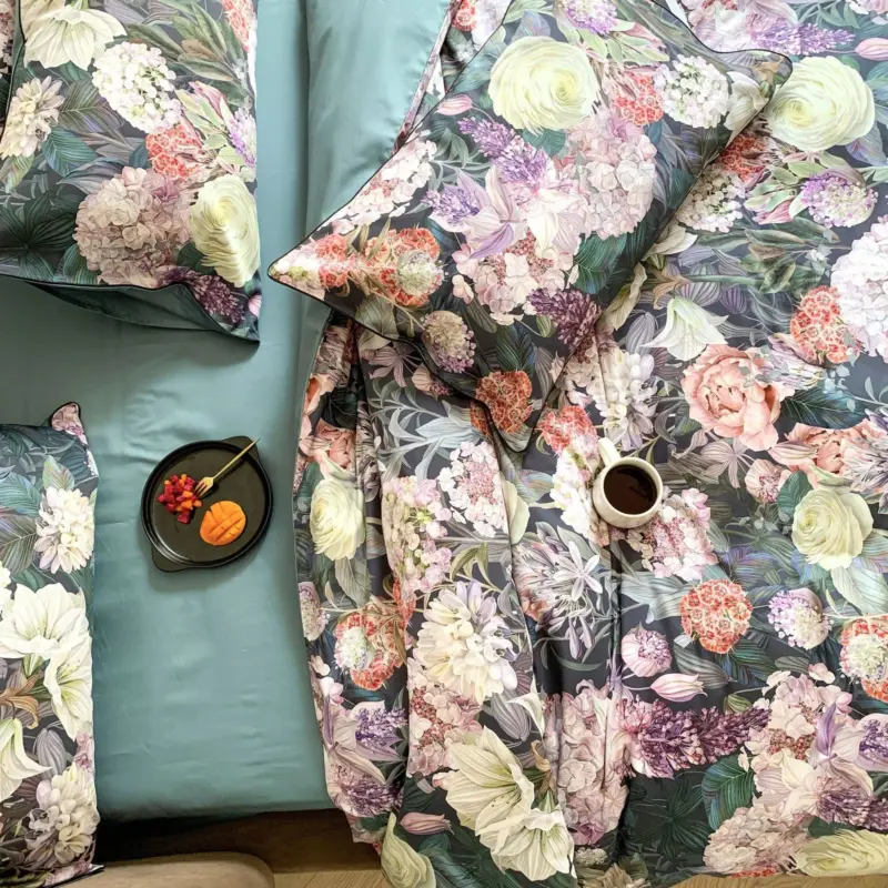 Amorose Duvet cover set made of Egyptian Cotton tag1