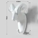 Andee Animal head hooks tag1