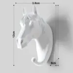Andee Animal head hooks tag1