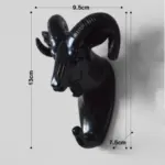 Andee Animal head hooks tag1