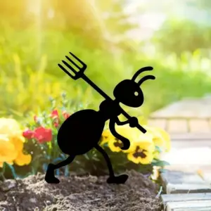 Ant garden decoration | Working metal ant