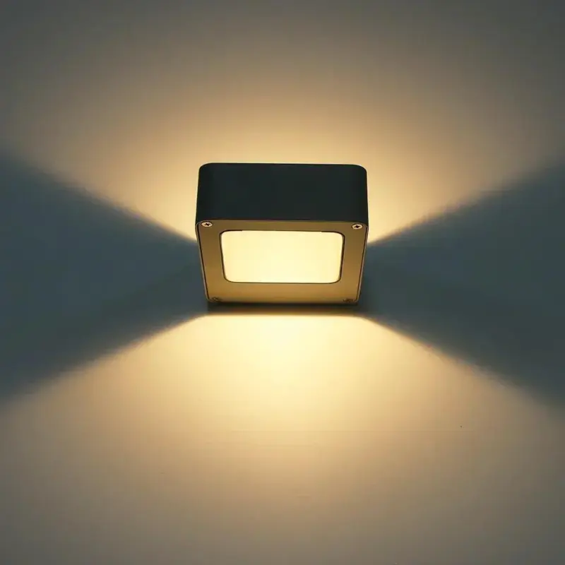 AquaLuxe_-_LED_Waterproof_Outdoor_Lamp_-_-_tag1_-4137494 AquaLuxe LED Waterproof Outdoor Lamp tag1