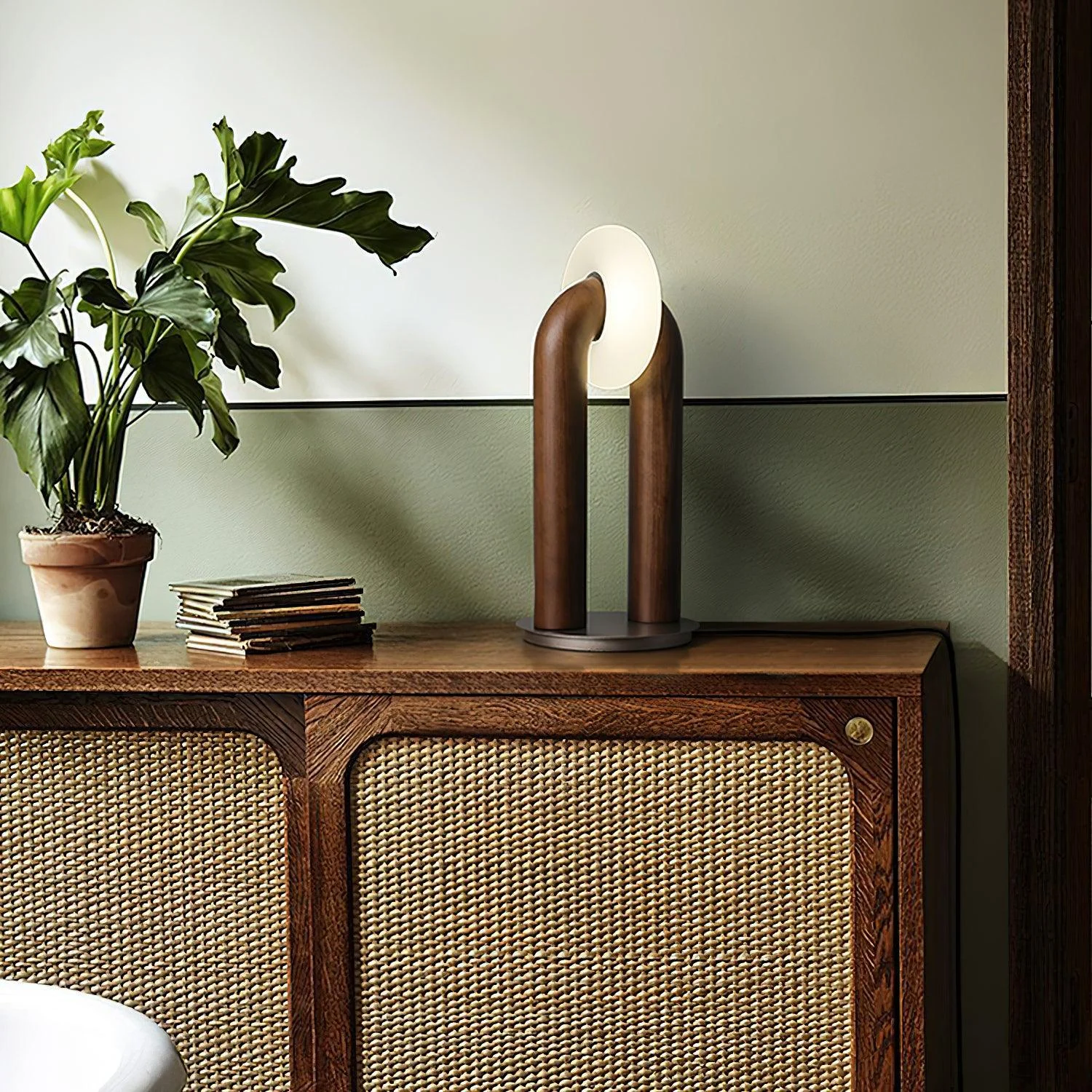 ArcusGlow – Wireless LED Table Lamp with Arched Design -  - #tag1#