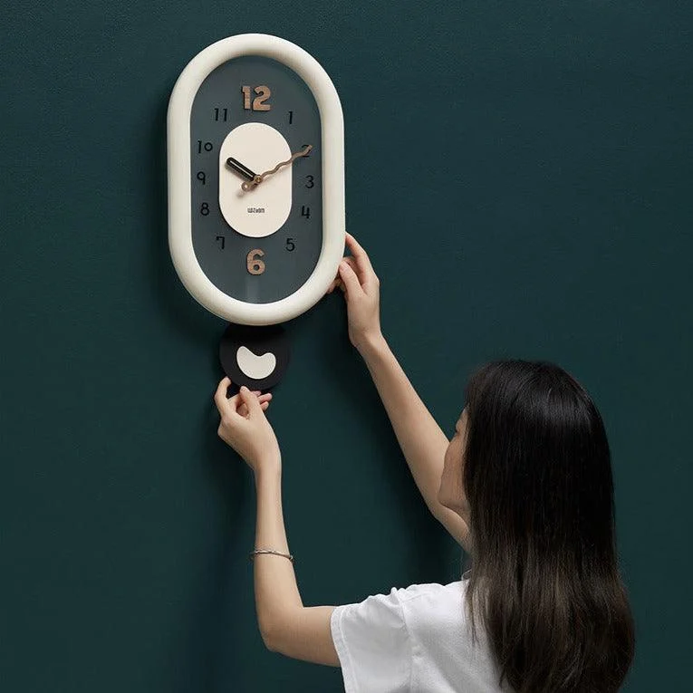 Artistic Pendulum Silent Wall Decorative Clock for Livingroom -