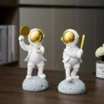 Astronaut_Athlete_Decor_Figurine_-_-_tag1_-4137647 Astronaut Athlete Decor Figurine tag1
